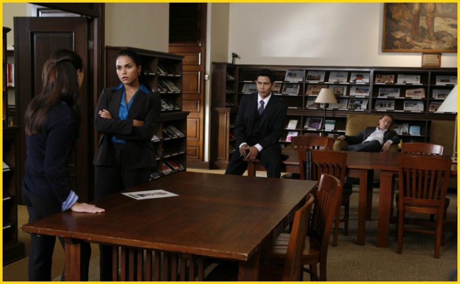 Ria Torres (Monica Raymund), l'agent Dardis (Anthony Ruivivar)& Cal Lightman (Tim Roth)